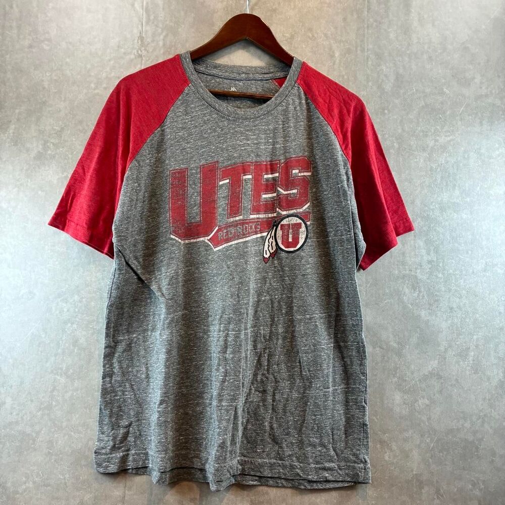 Unbranded Men's Grey and Red T-shirt